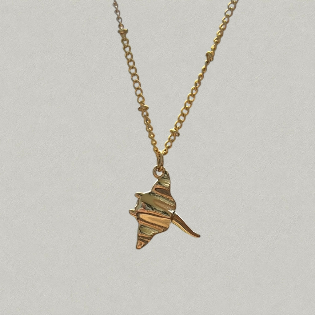 Manta Necklace